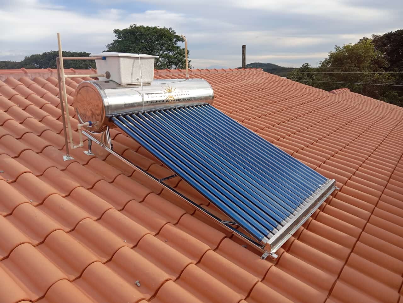 AQUECEDOR ACOPLADO A VÁCUO PREMIUM 150 LITROS EM AÇO INOX 316